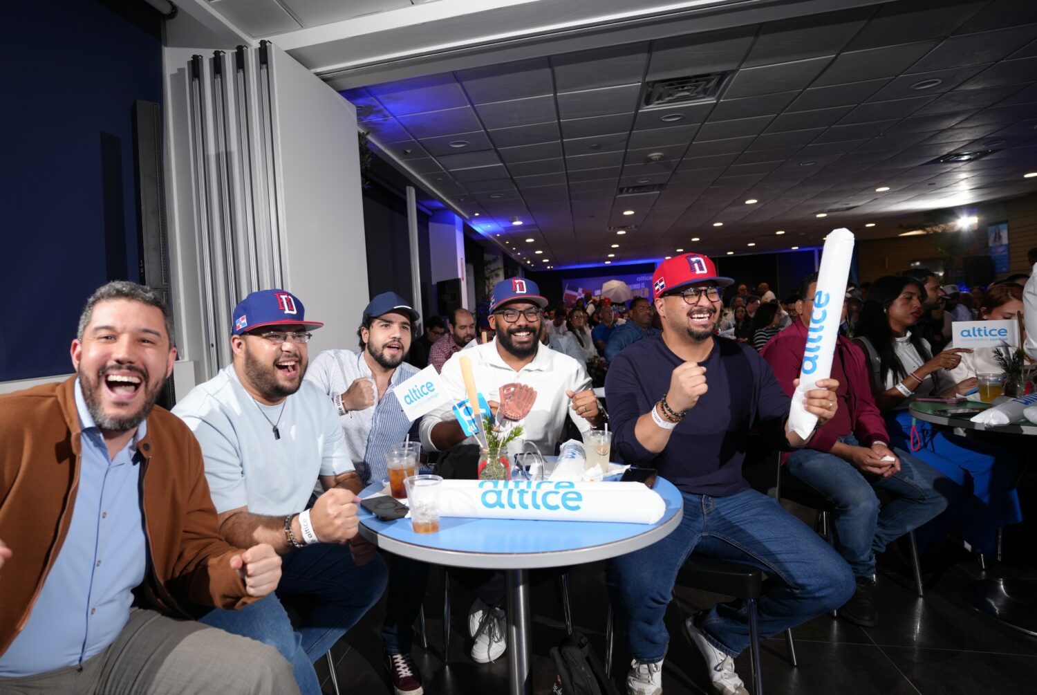 Viewing Party Clásico Mundial de Béisbol x Altice 1 Viewing Party Altice.jpg 2