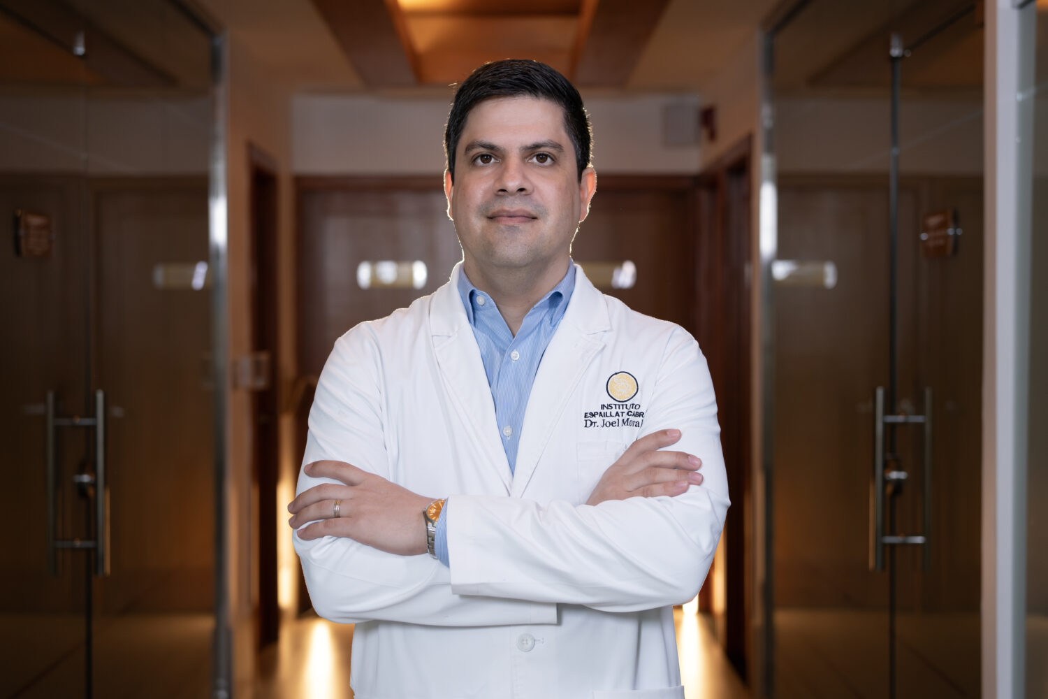 Corrección de la miopía y el astigmatismo con SMILE PRO 1 Dr. Joel Morales 1