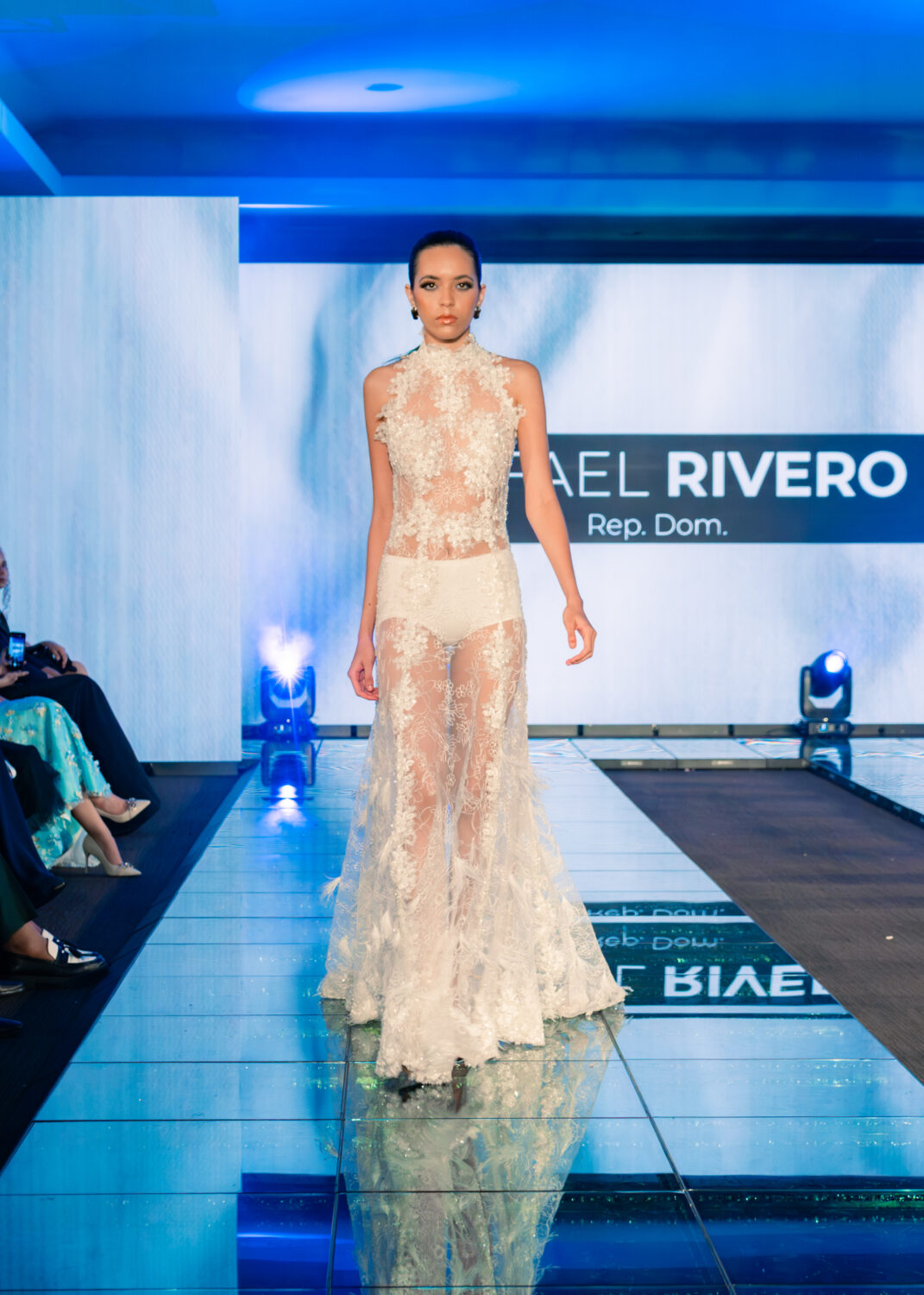 Premium Class Modeling Academy 