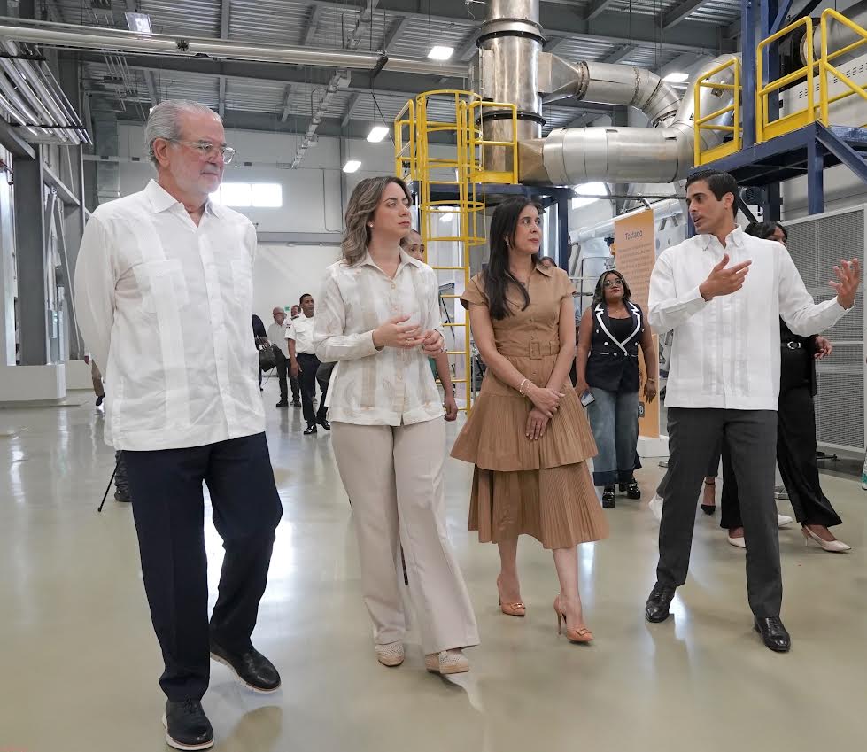 Cortés Hermanos inaugura nueva planta de procesamiento de Cacao 6 1 6