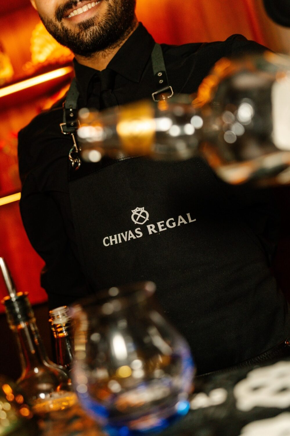 Entre vinilos, arte y cocteles: Chivas Regal y Swing Records afinan una nueva escena 1 WhatsApp Image 2026 06 01 at 2.49.21 PM