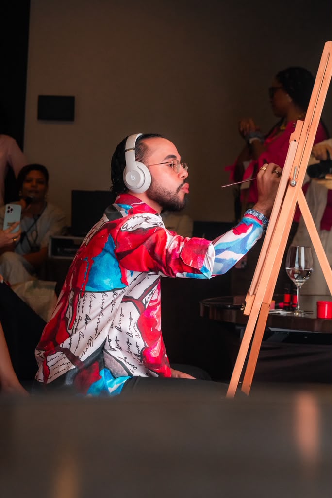 Eddy Gómez presenta Galerie Rouge, una marca que fusiona arte contemporáneo y moda conceptual 3 698f6a84 8071 48da b7d7 433c5fa9f766