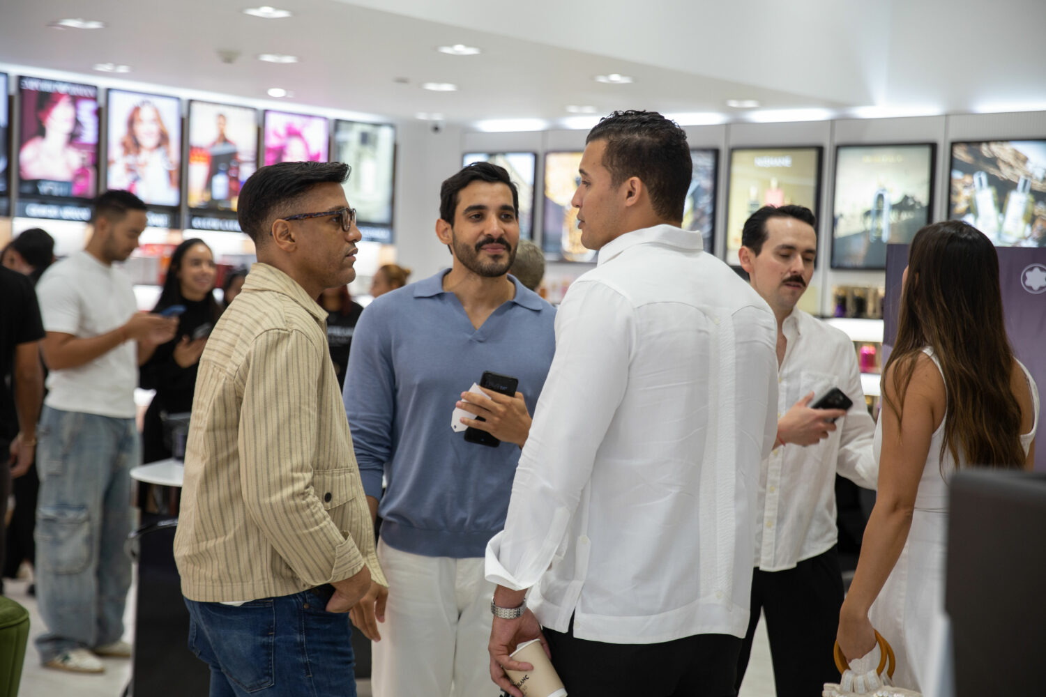 MONTBLANC PRESENTA LEGEND ELIXIR: LA NUEVA INTENSIDAD DE UNA LEYENDA EN PRESTIGE BLUEMALL 7 IMG 7693