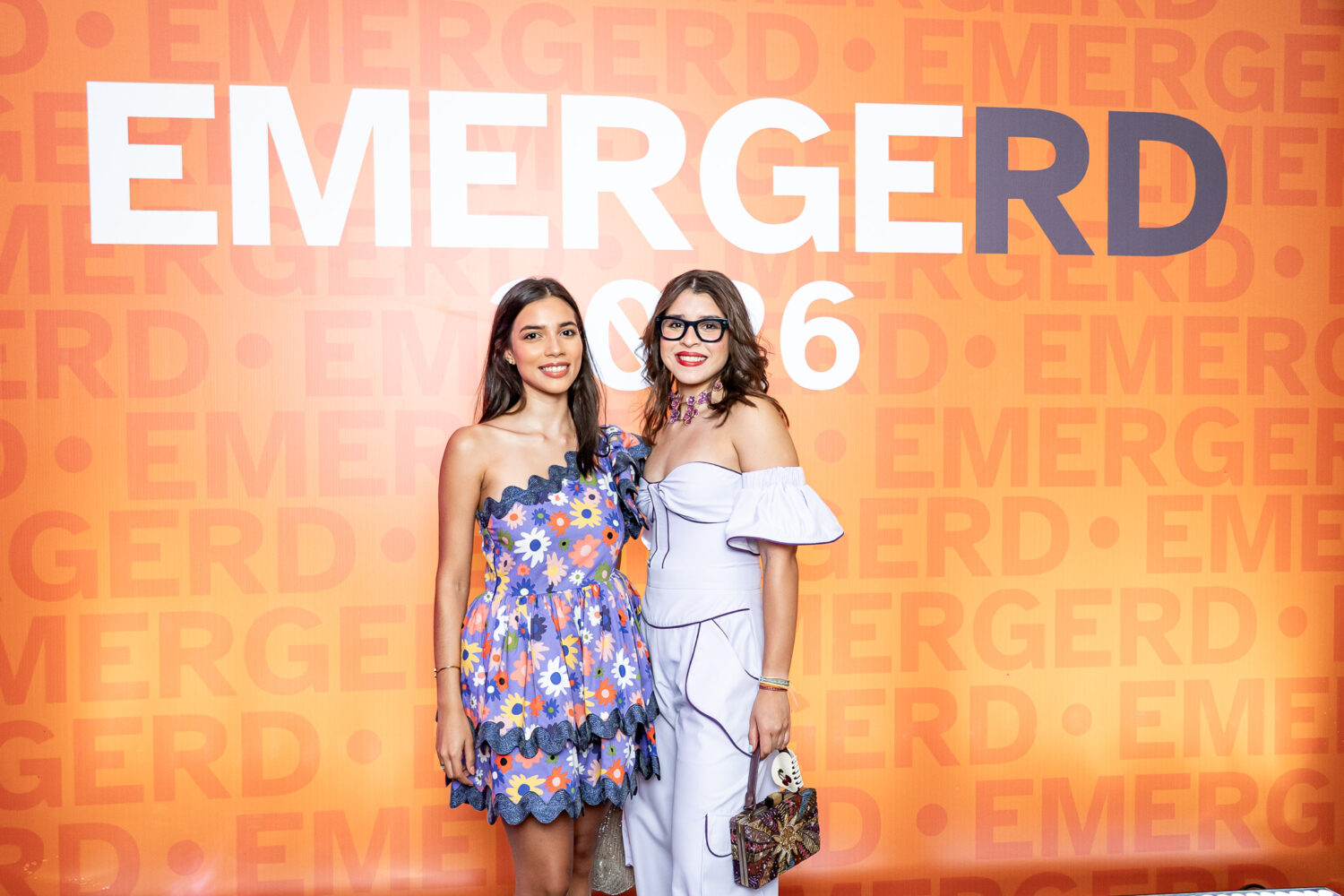 EMERGERD 2026 INICIA CON ÁGATHA RUIZ DE LA PRADA LA CELEBRACIÓN DEL NUEVO TALENTO DE LA MODA DOMINICANA 4 8 Daniela Despradel y Lily Pe