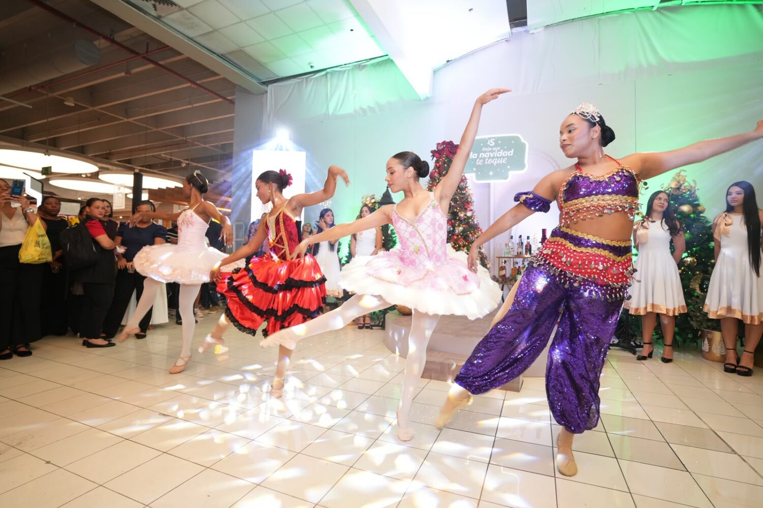 Ya llegó la temporada de Navidad y Feria de Bebidas 5 53a6862a 2656 4ff1 b78b 3dfce136654d