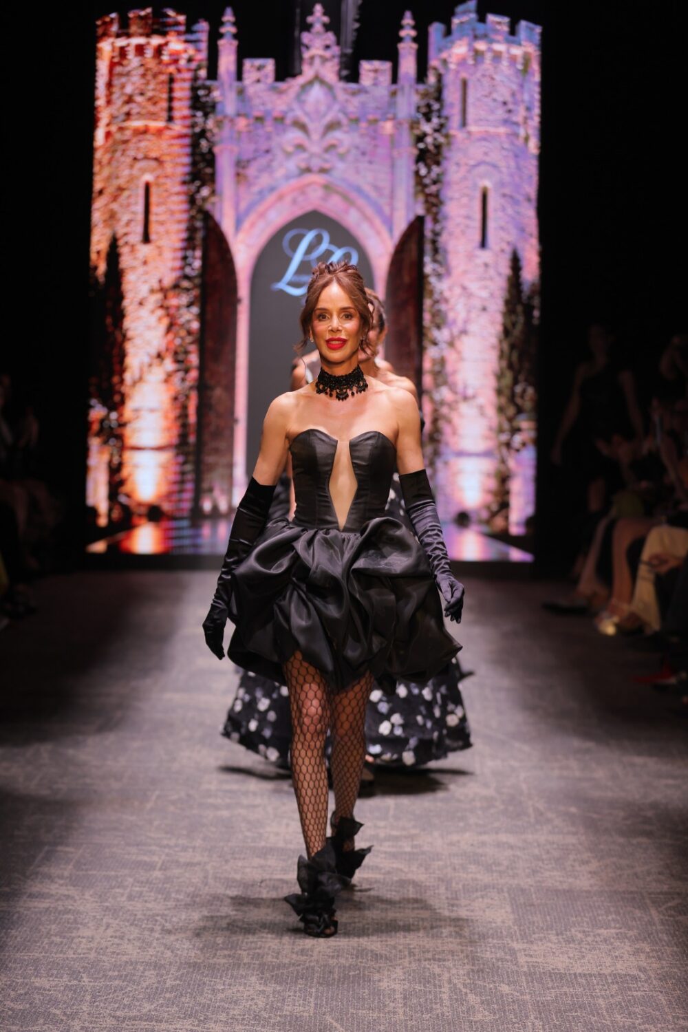 Leonel Lirio celebra 40 años de trayectoria con una memorable pasarela en RD Fashion Week 2026 3 9c558586 6458 4a0b a45a 221c3c706963